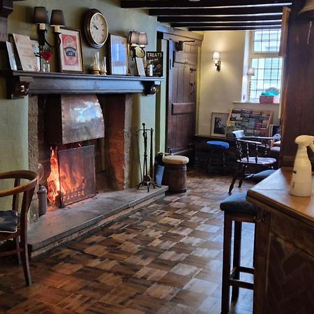 The Talbot Hotel เลดบรี ภายนอก รูปภาพ