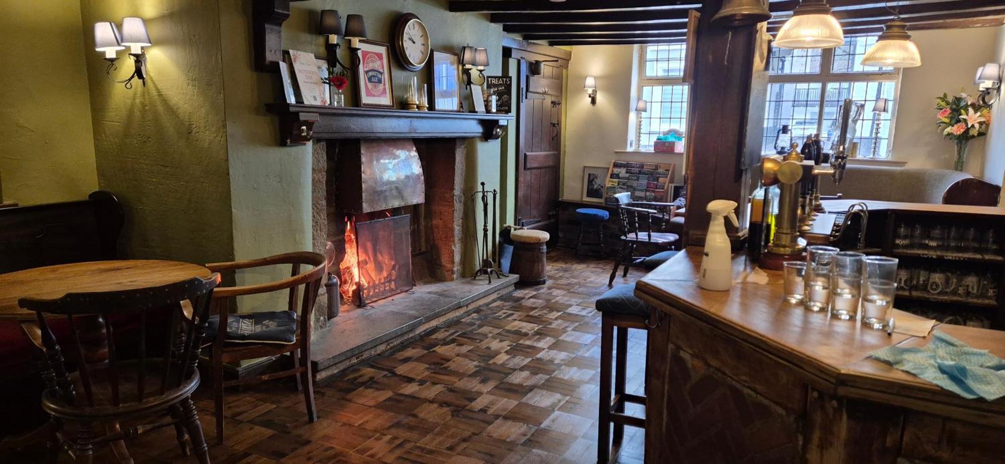 The Talbot Hotel เลดบรี ภายนอก รูปภาพ