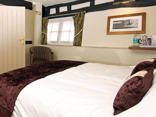 The Talbot Hotel เลดบรี ภายนอก รูปภาพ