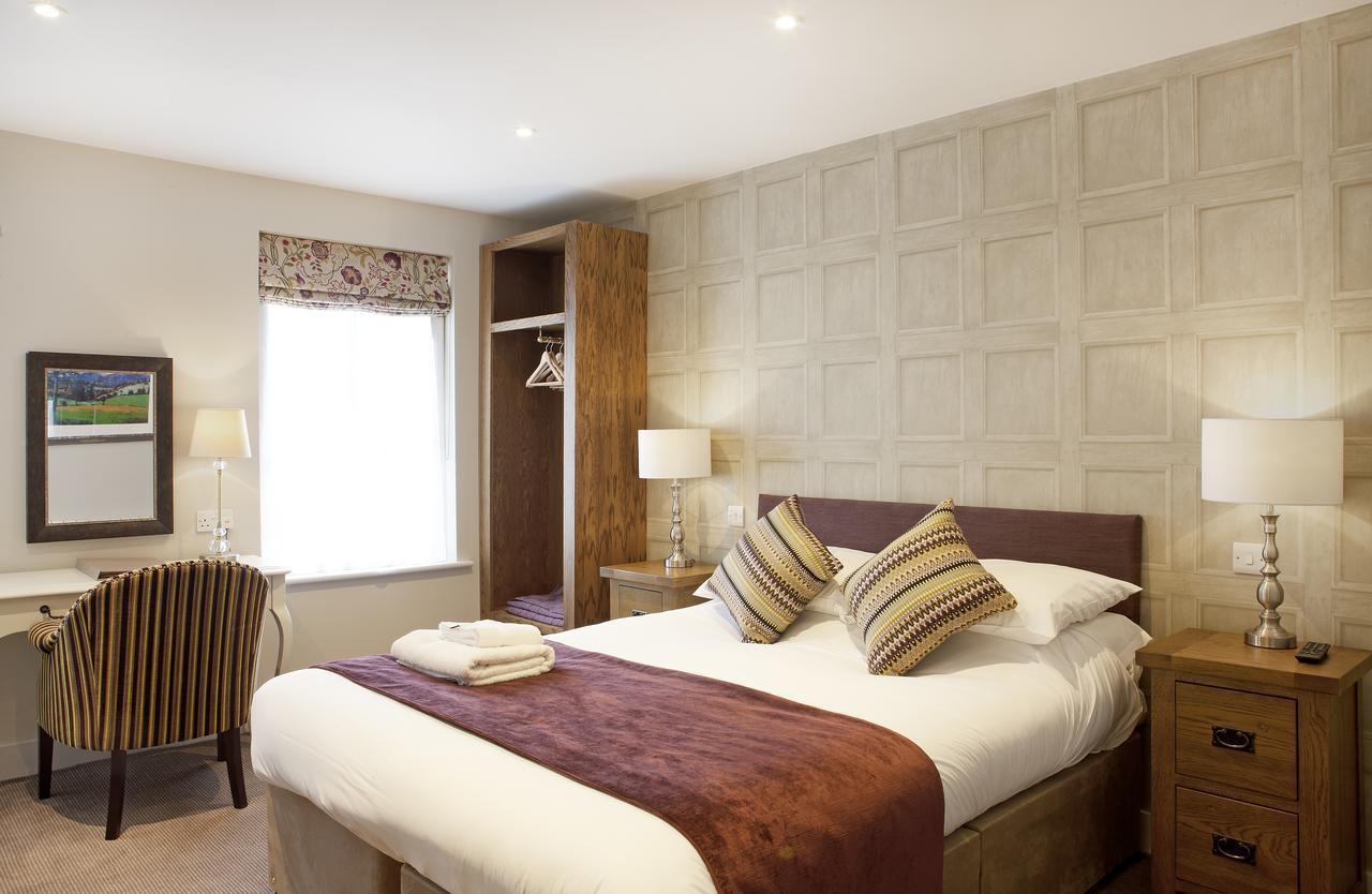 The Talbot Hotel เลดบรี ภายนอก รูปภาพ