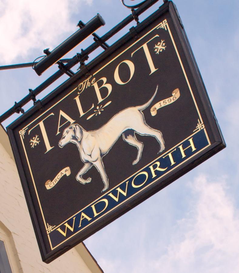 The Talbot Hotel เลดบรี ภายนอก รูปภาพ