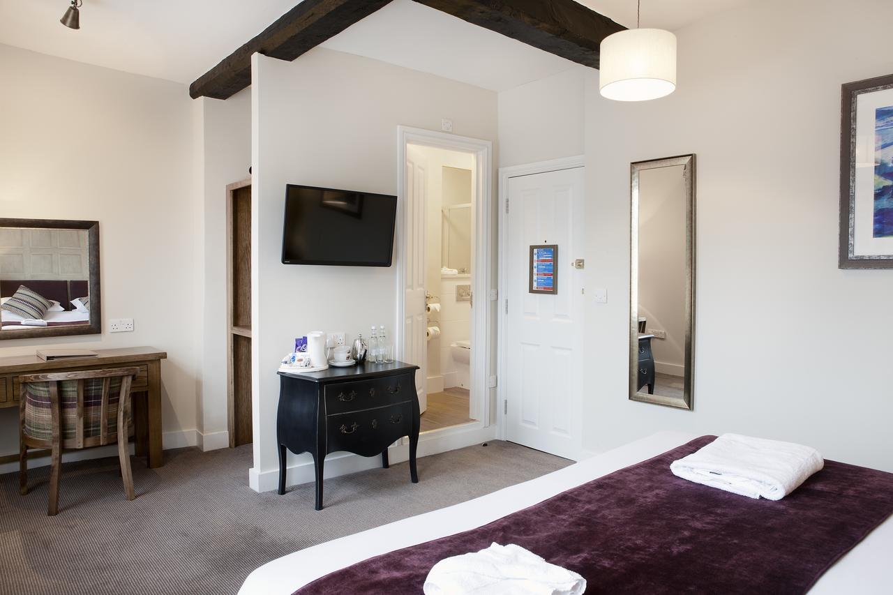 The Talbot Hotel เลดบรี ภายนอก รูปภาพ