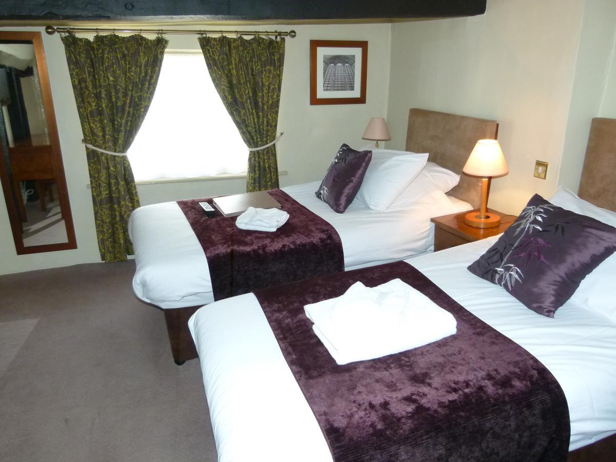 The Talbot Hotel เลดบรี ภายนอก รูปภาพ